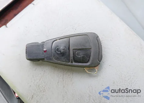 1998 Mercedes-Benz E 320 Awd из США, поврежденный, VIN WDBJH82F0WX010457